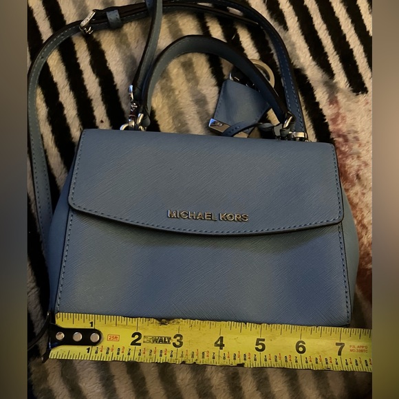 Michael Kors blue bag - Picture 6 of 7